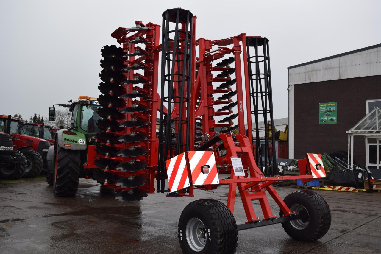 / Lancer PHF 600 - Cover crop: photos 5 / Lancer PHF 600 - Cover crop: photos 5