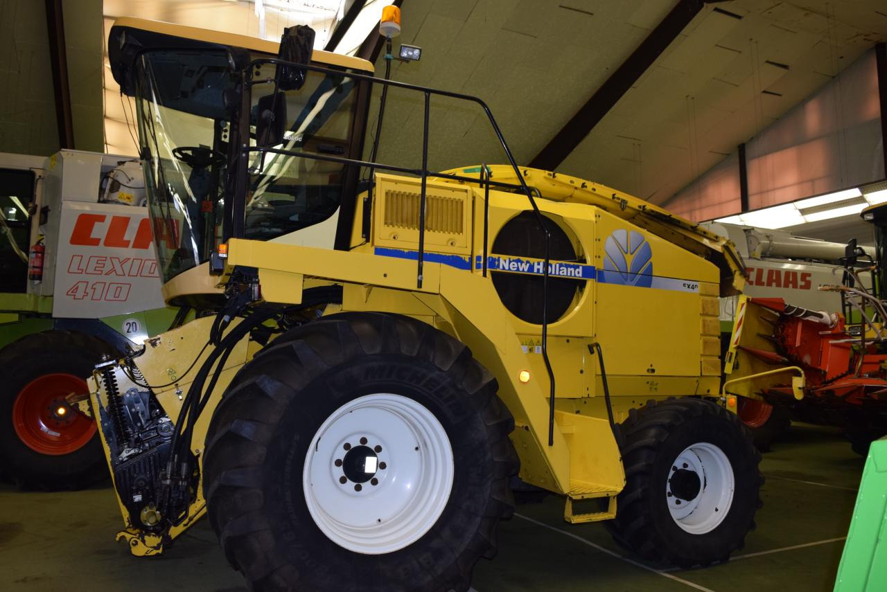 New Holland FX 40 - Ensileuse: photos 3 New Holland FX 40 - Ensileuse: photos 3