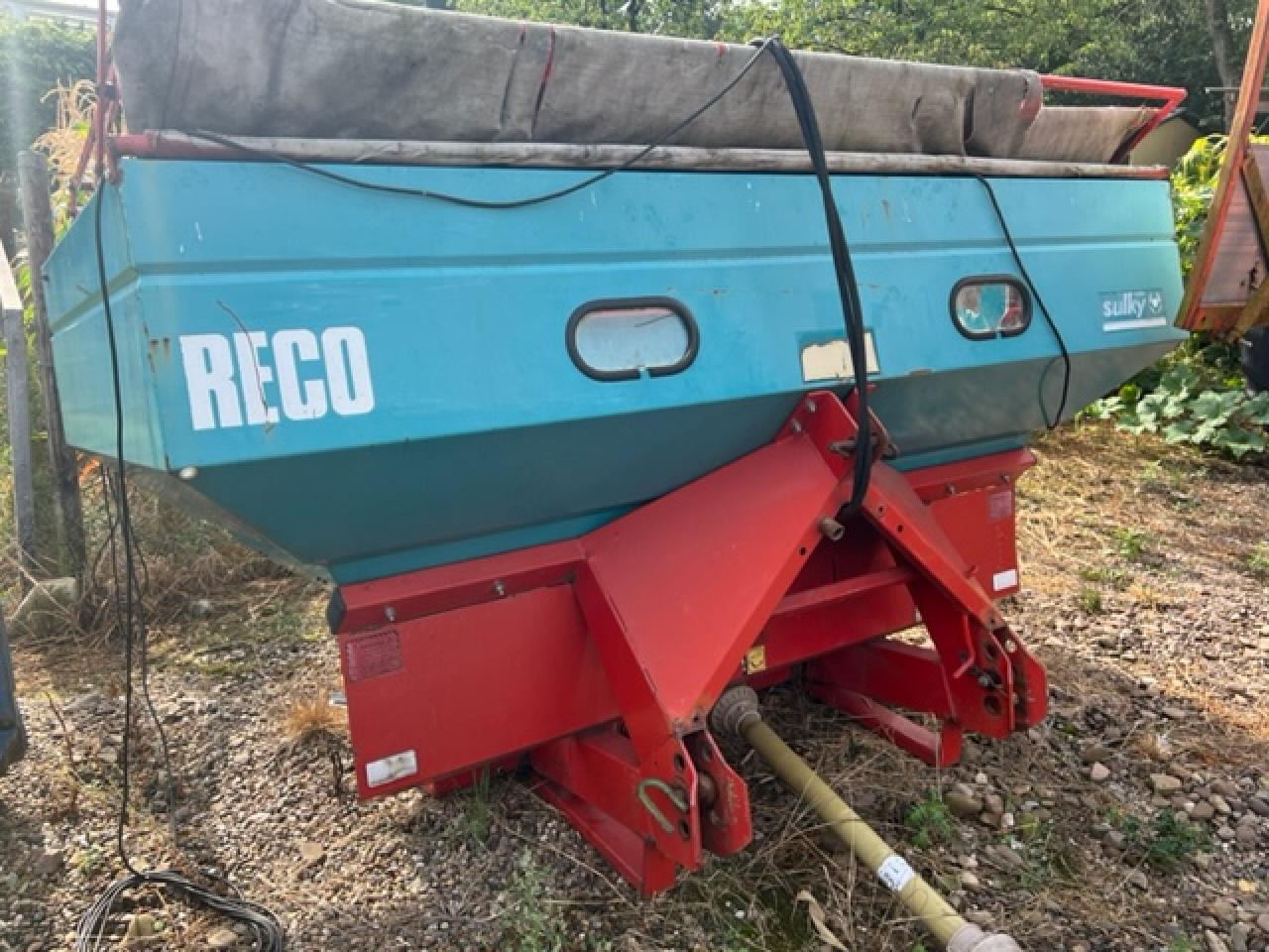 Sulky Burel DPX 2004 - Distributeur d'engrais: photos 4 Sulky Burel DPX 2004 - Distributeur d'engrais: photos 4