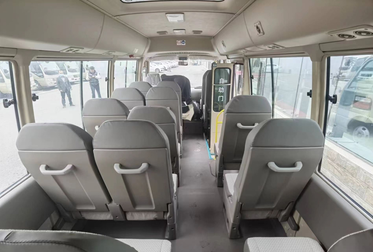 TOYOTA COASTER - Bus: photos 3 TOYOTA COASTER - Bus: photos 3