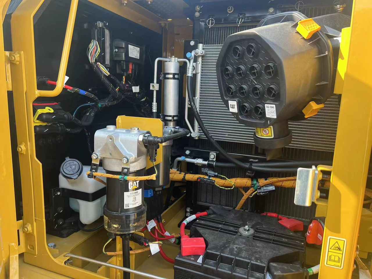 Pelle sur chenille neuf CATERPILLAR 312GC: photos 6