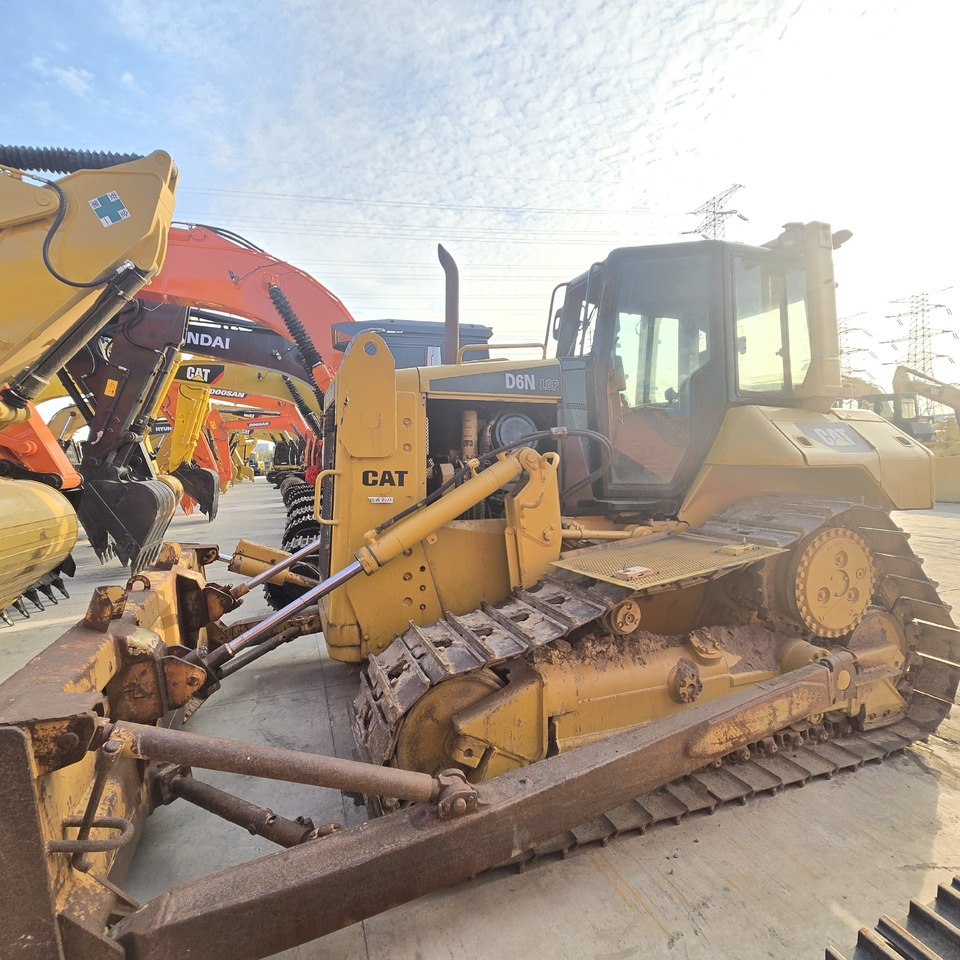 CATERPILLAR D8N - Bulldozer: photos 2 CATERPILLAR D8N - Bulldozer: photos 2
