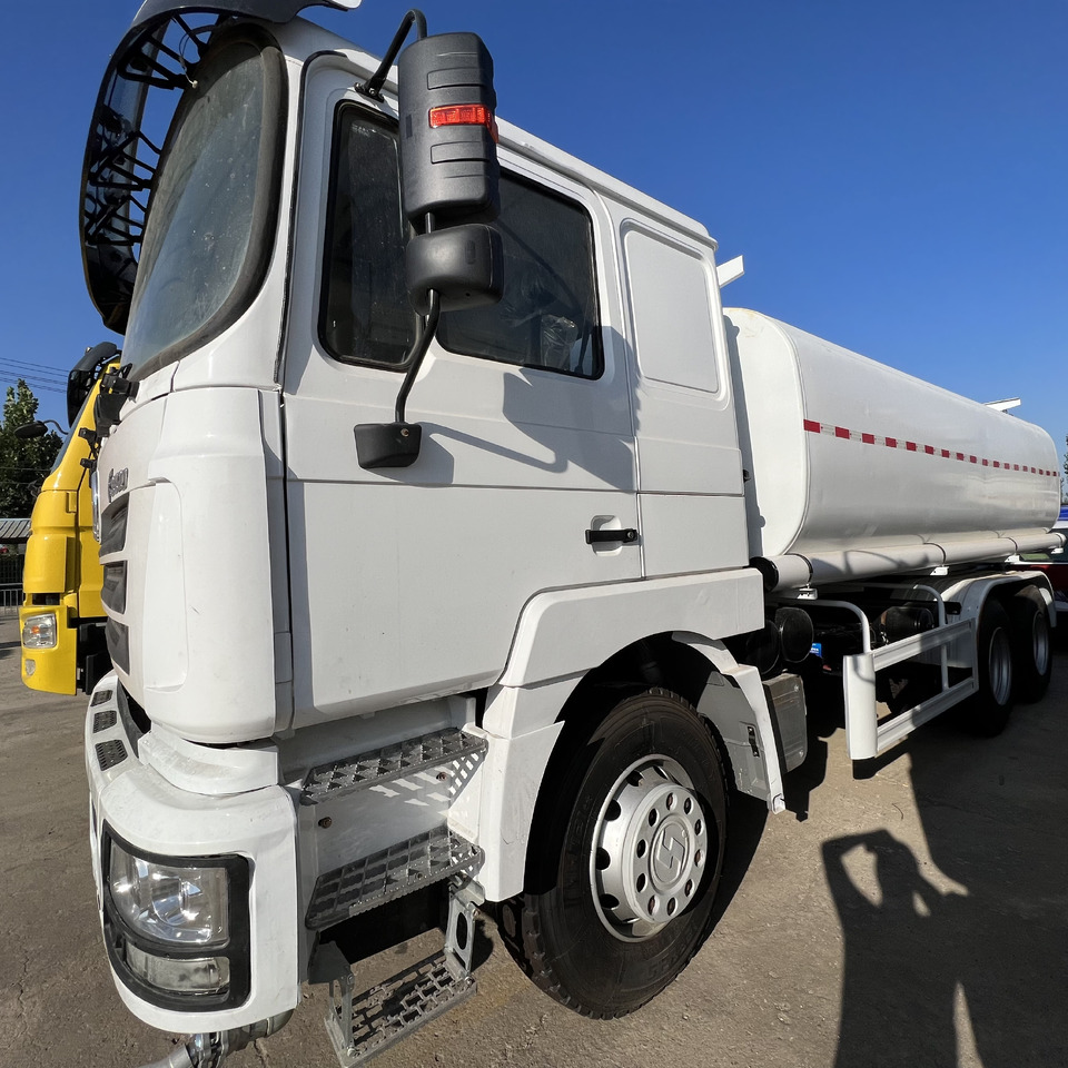 SHACMAN F3000 Water Truck - Camion: photos 5 SHACMAN F3000 Water Truck - Camion: photos 5