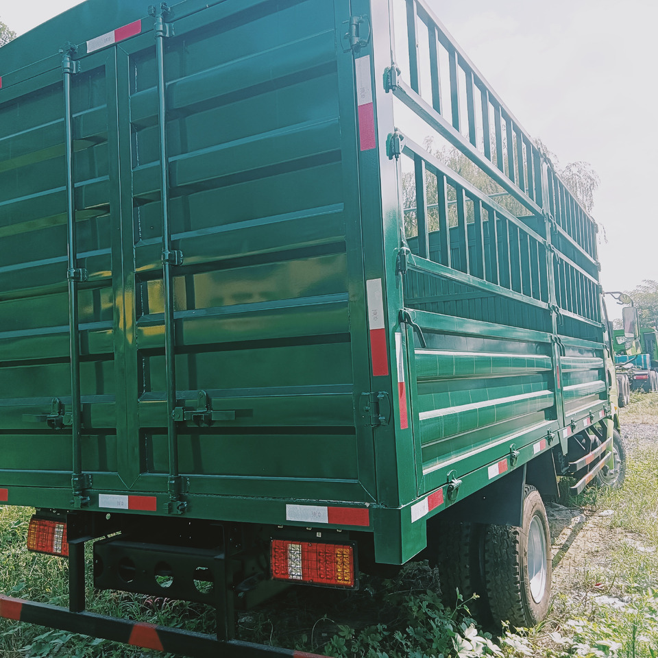 SINOTRUK HOWO - Camion: photos 4 SINOTRUK HOWO - Camion: photos 4