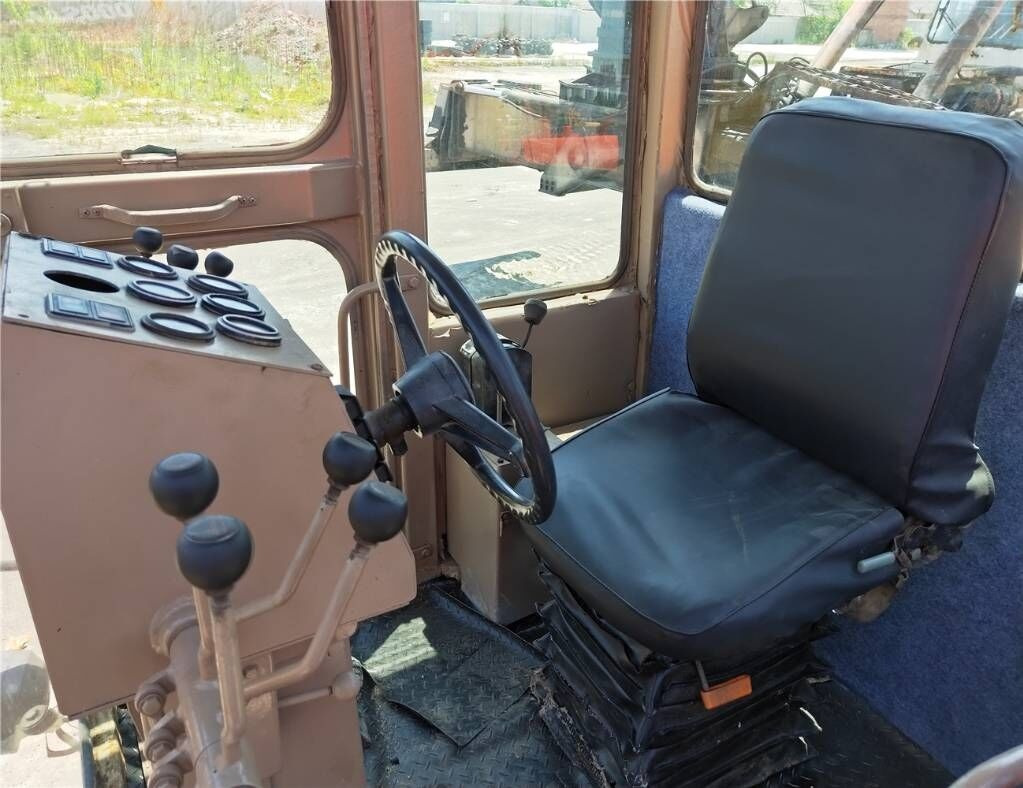 Caterpillar 140 G - Niveleuse: photos 1 Caterpillar 140 G - Niveleuse: photos 1