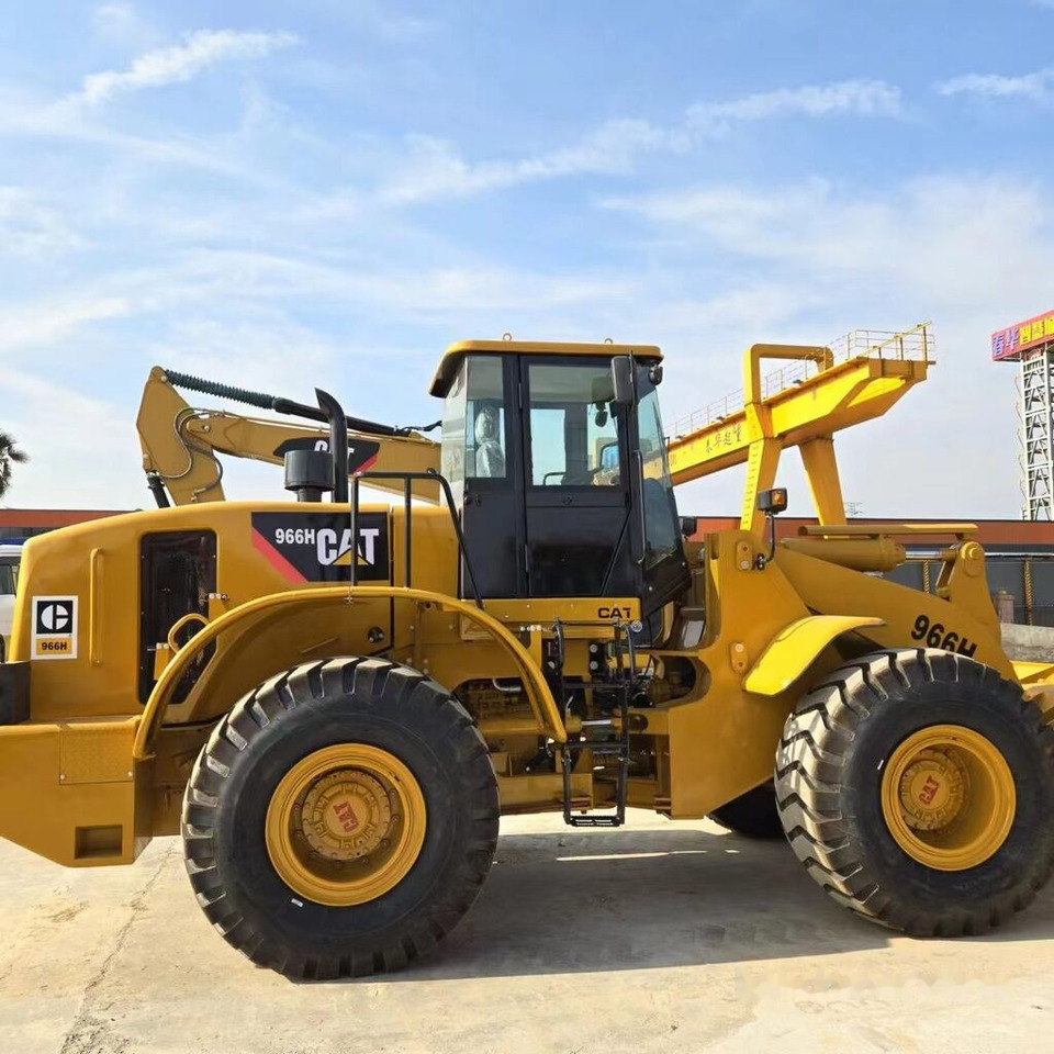 Caterpillar 966H - Chargeuse sur pneus: photos 1 Caterpillar 966H - Chargeuse sur pneus: photos 1
