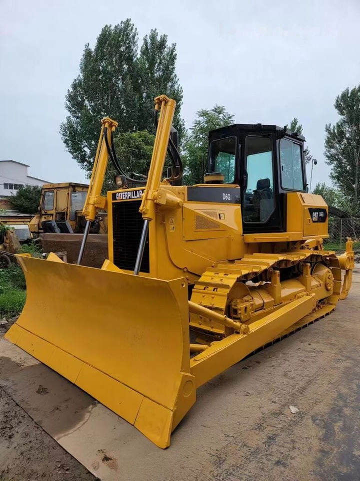 Bulldozer Caterpillar D6G: photos 6