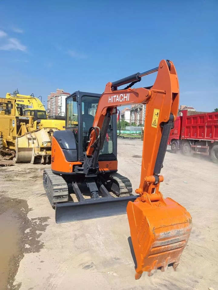 Mini pelle Hitachi ZX35U-5A: photos 6