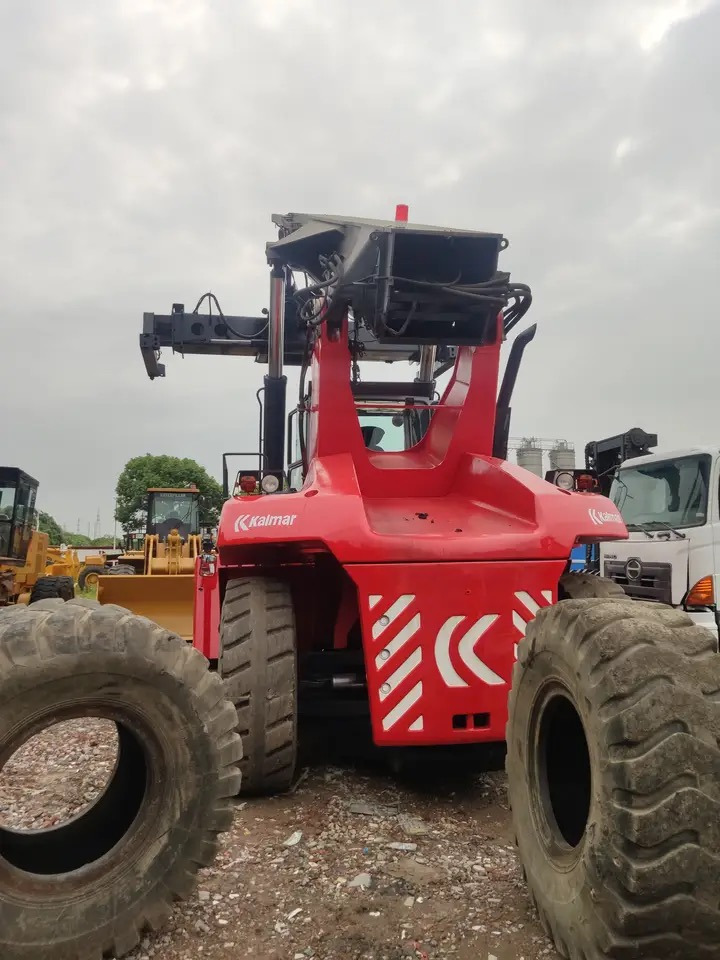 KALMAR - Reach stacker: photos 2 KALMAR - Reach stacker: photos 2