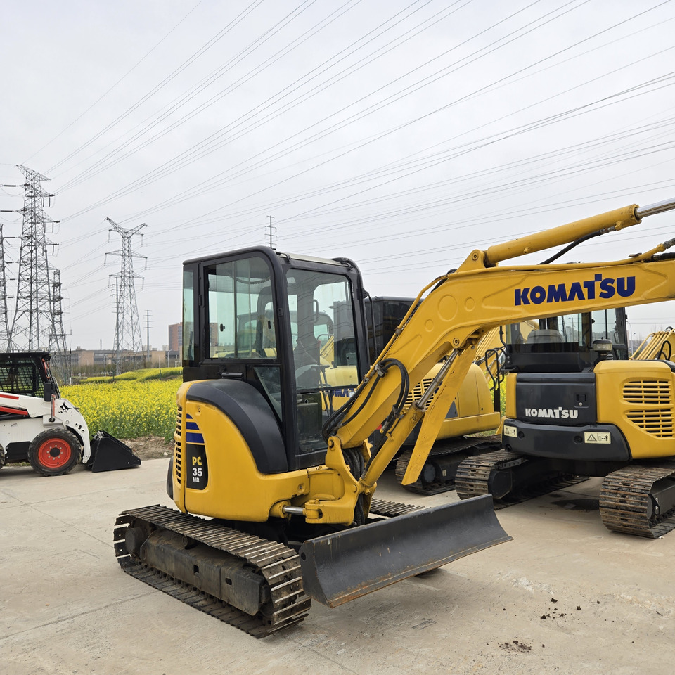 KOMATSU PC35MR - Mini pelle: photos 2 KOMATSU PC35MR - Mini pelle: photos 2