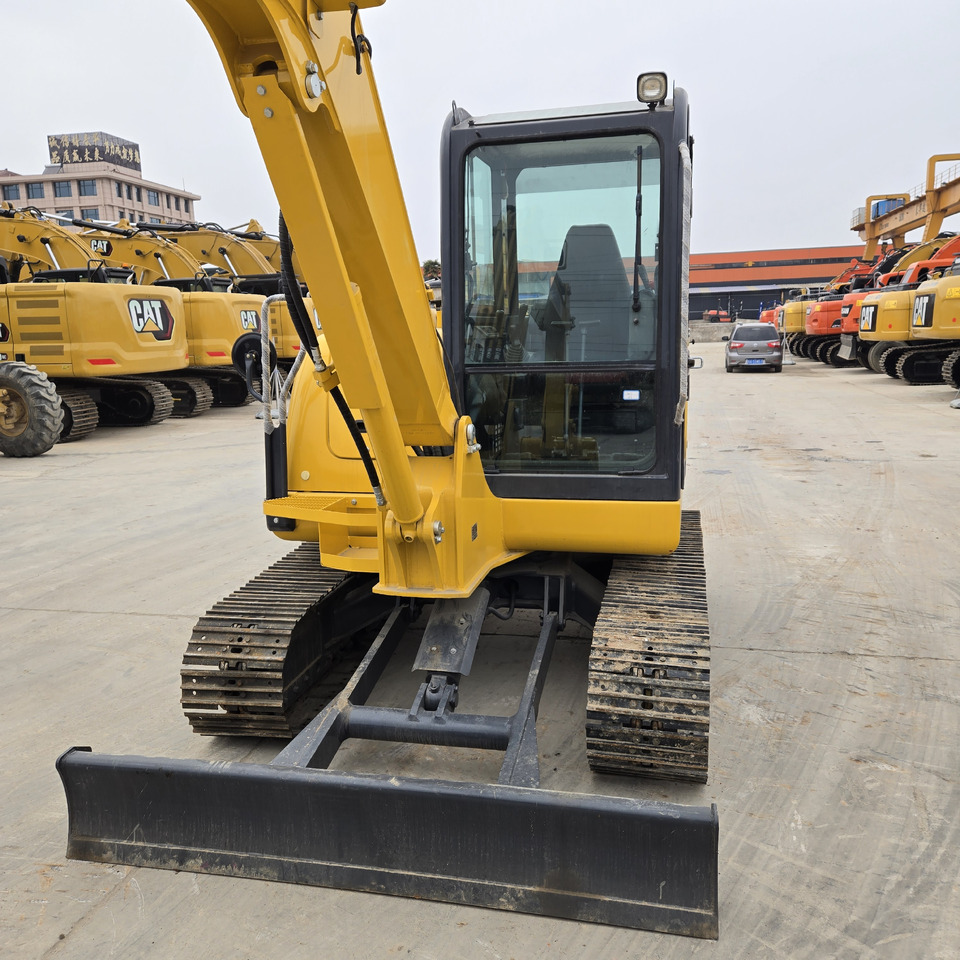 KOMATSU PC56 - Mini pelle: photos 4 KOMATSU PC56 - Mini pelle: photos 4