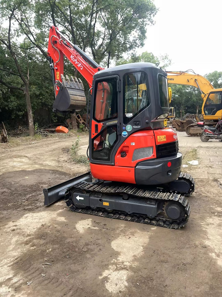 KUBOTA U35 - Mini pelle: photos 1 KUBOTA U35 - Mini pelle: photos 1
