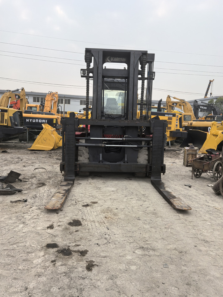 Kalmar DCD250-12LB - Reach stacker: photos 5 Kalmar DCD250-12LB - Reach stacker: photos 5