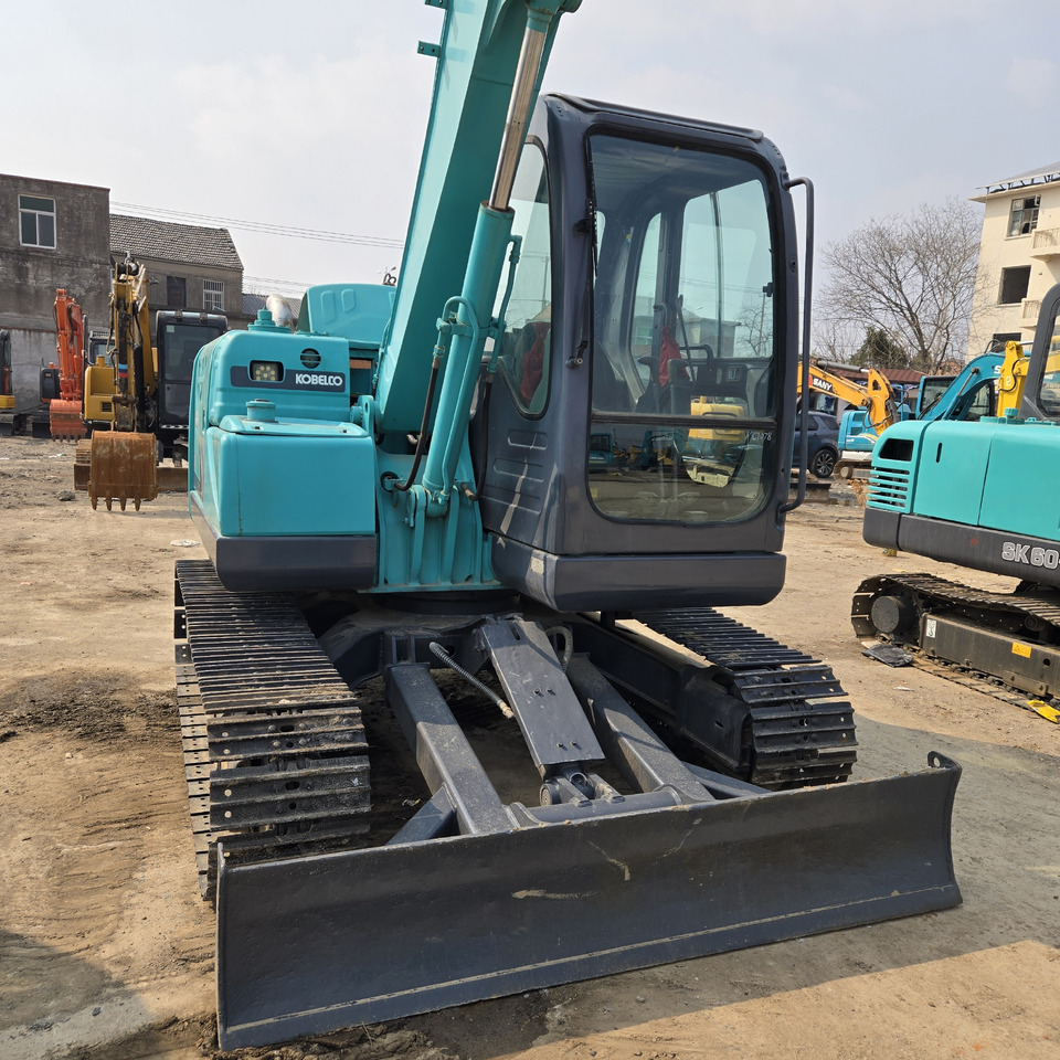 Kobelco SK75-8 - Mini pelle: photos 5 Kobelco SK75-8 - Mini pelle: photos 5
