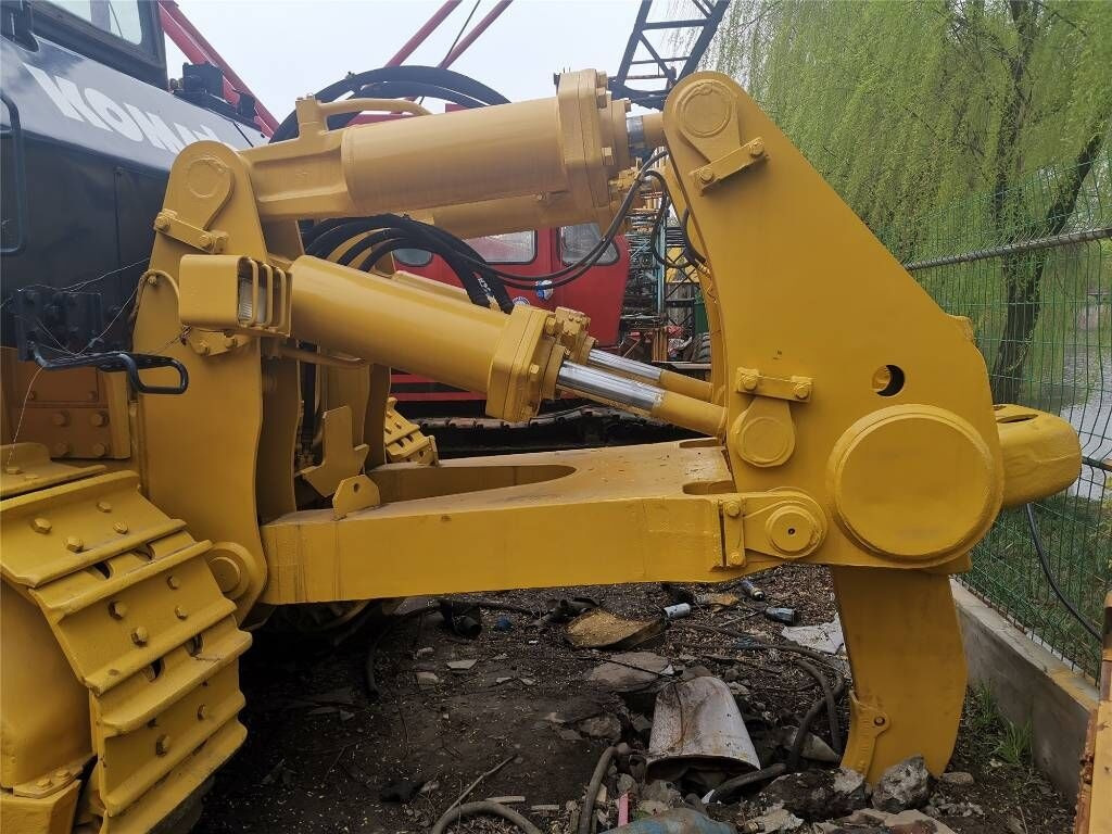 Komatsu D155A-2 - Bulldozer: photos 3 Komatsu D155A-2 - Bulldozer: photos 3