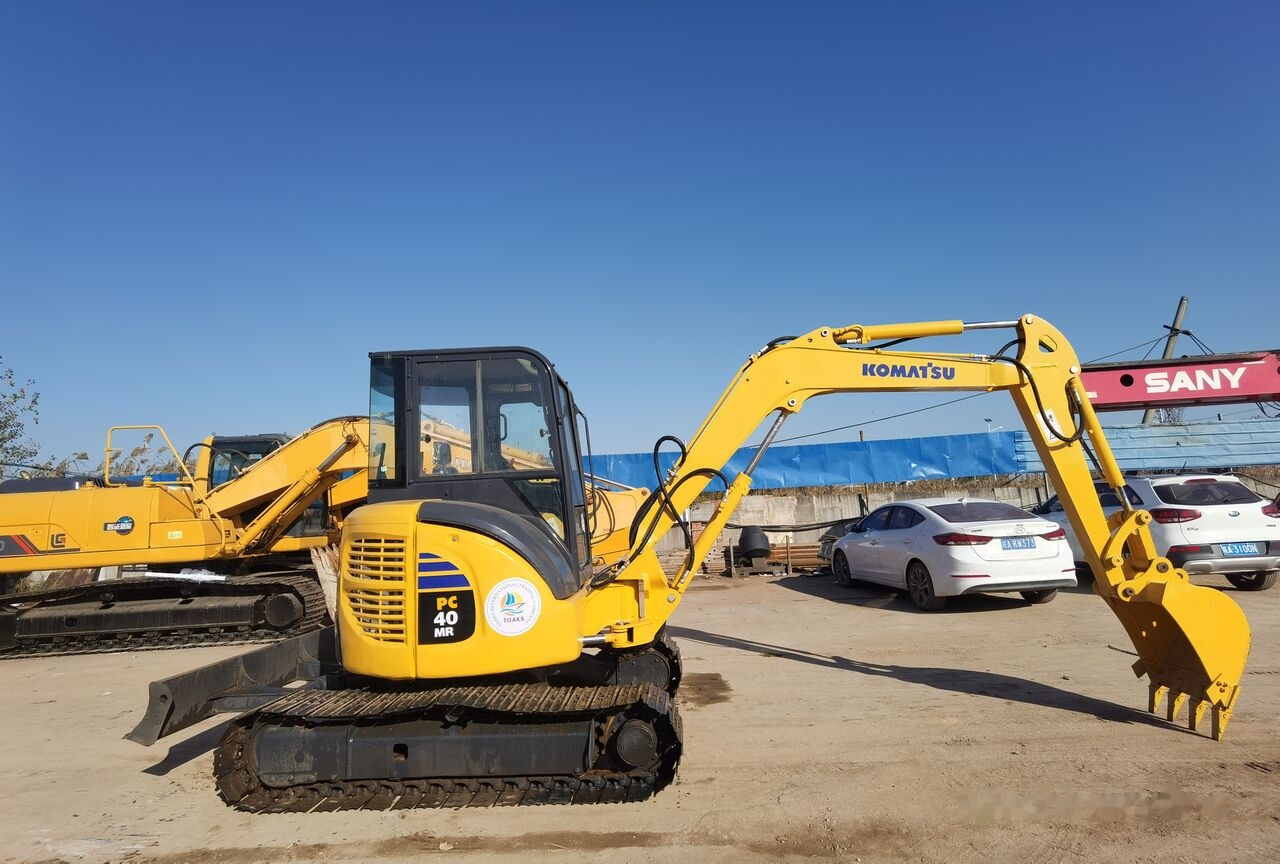 Komatsu PC40 - Mini pelle: photos 4 Komatsu PC40 - Mini pelle: photos 4