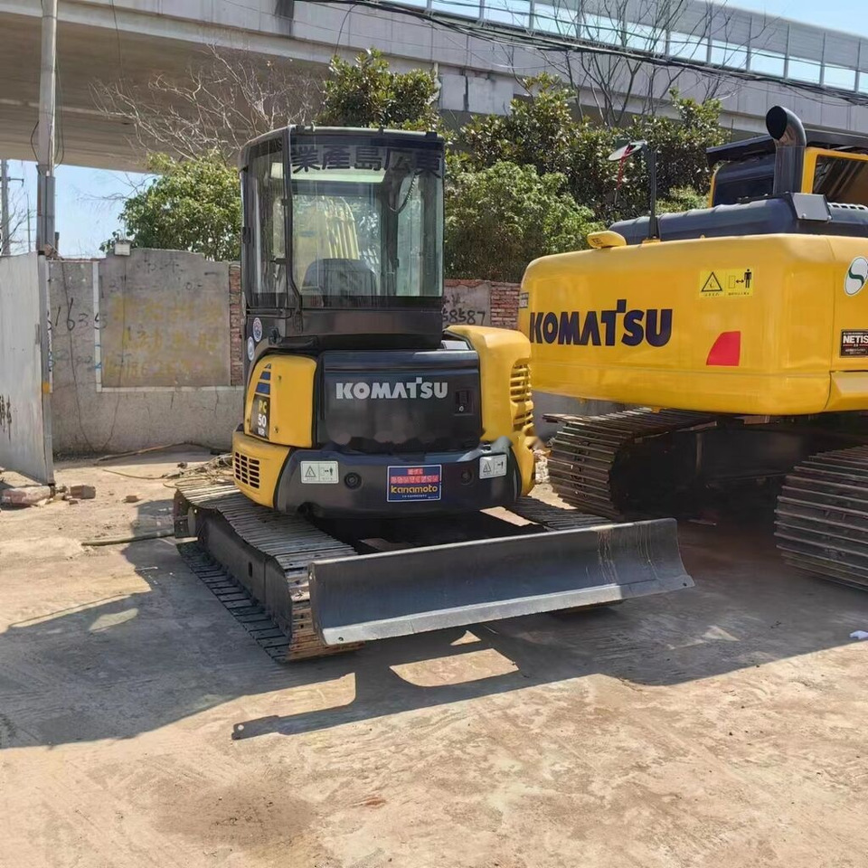 Komatsu PC50MR-2 - Mini pelle: photos 2 Komatsu PC50MR-2 - Mini pelle: photos 2