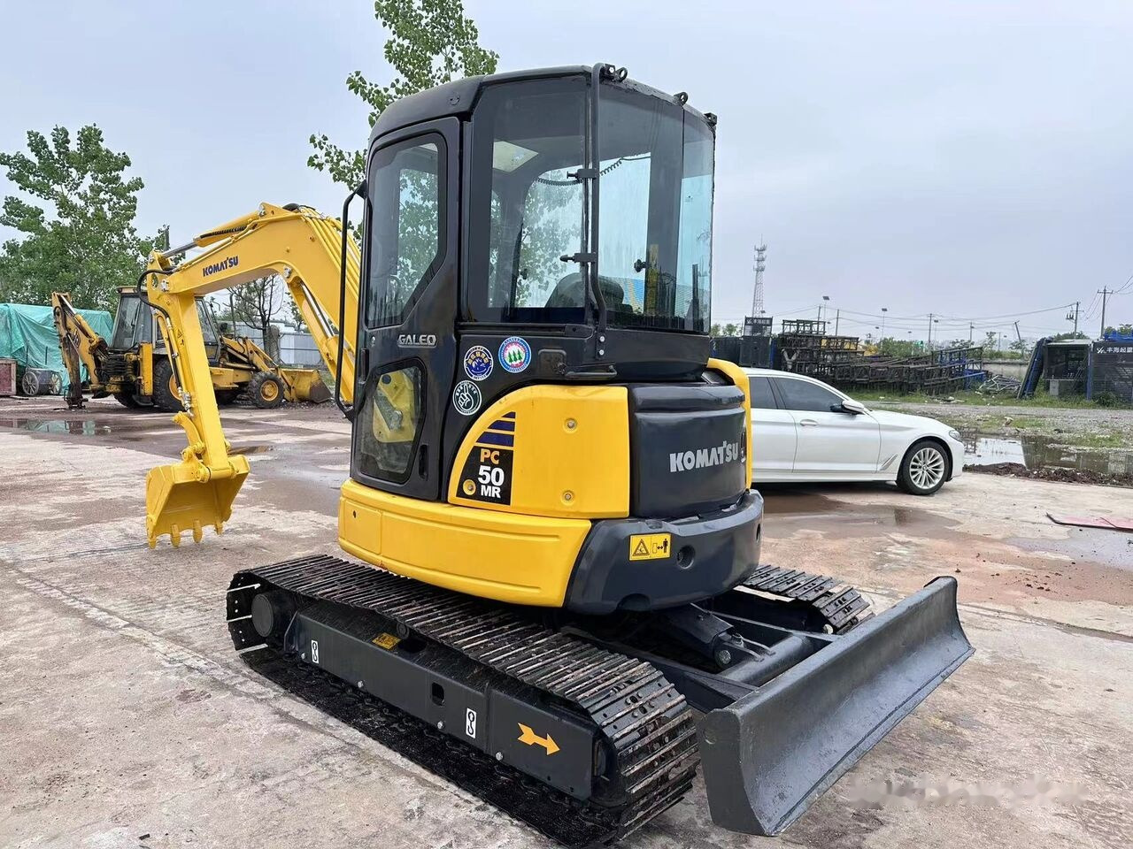 Komatsu PC50MR - Mini pelle: photos 1 Komatsu PC50MR - Mini pelle: photos 1