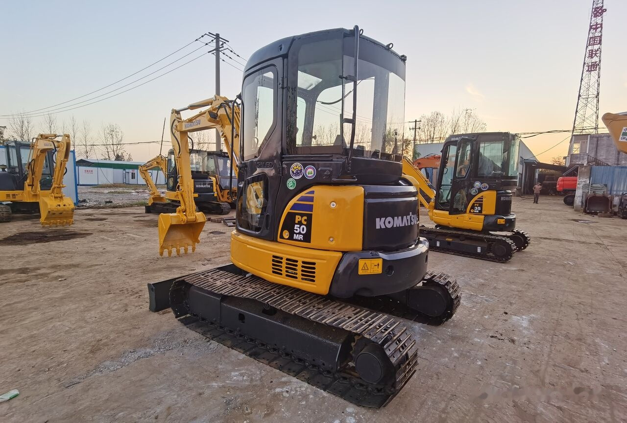 Komatsu PC50MR - Mini pelle: photos 5 Komatsu PC50MR - Mini pelle: photos 5