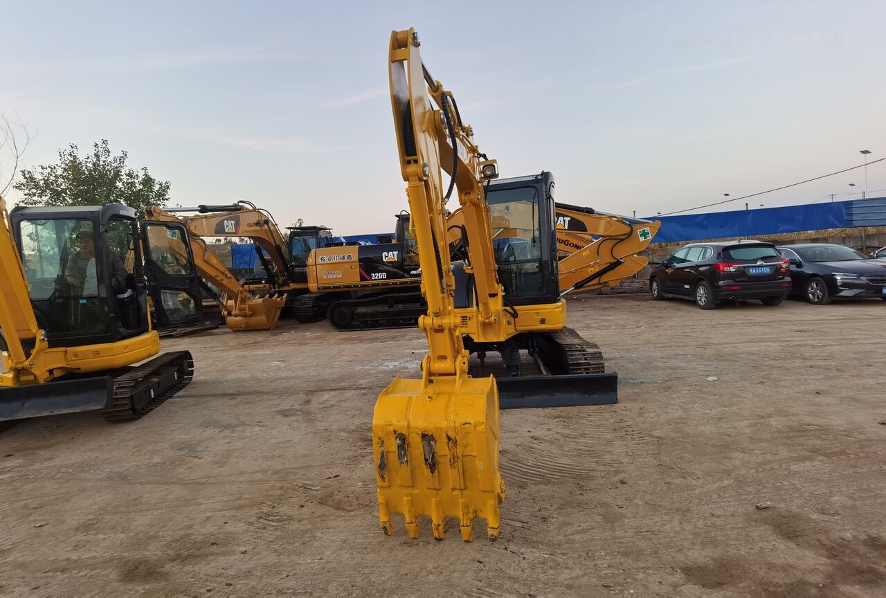 Komatsu PC50MR - Mini pelle: photos 3 Komatsu PC50MR - Mini pelle: photos 3