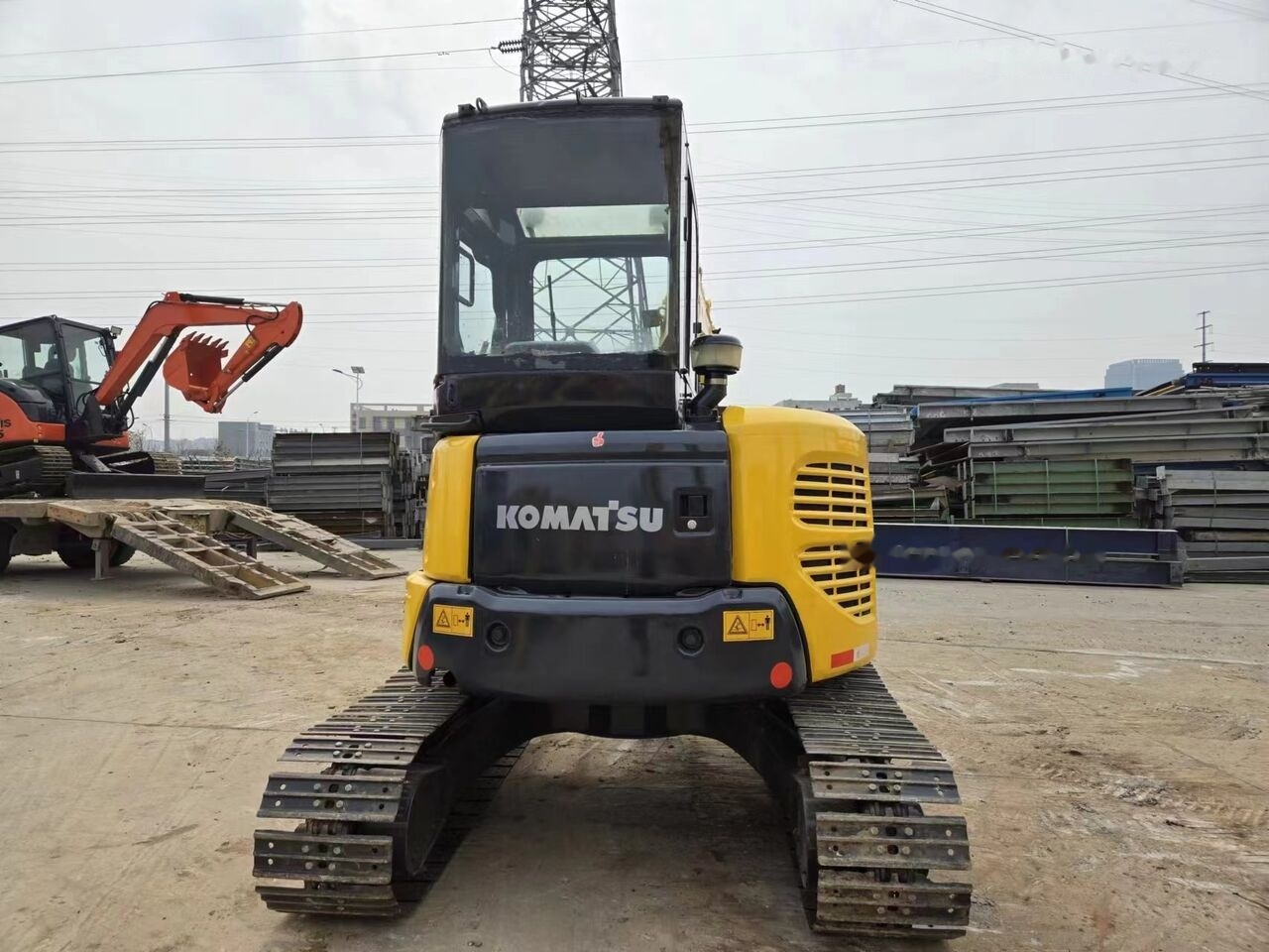 Komatsu PC55MR - Mini pelle: photos 5 Komatsu PC55MR - Mini pelle: photos 5