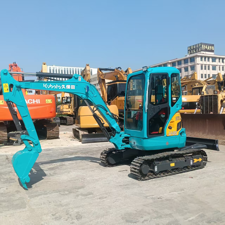 Kubota U35 - Mini pelle: photos 3 Kubota U35 - Mini pelle: photos 3