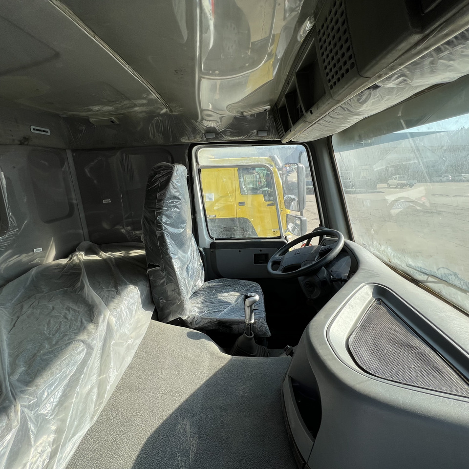 Camion benne pour transport de bois neuf SINOTRUK HOWO: photos 8