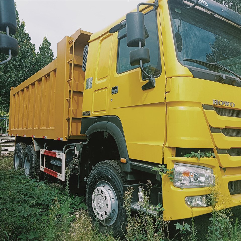 SINOTRUK HOWO - Camion benne: photos 1 SINOTRUK HOWO - Camion benne: photos 1