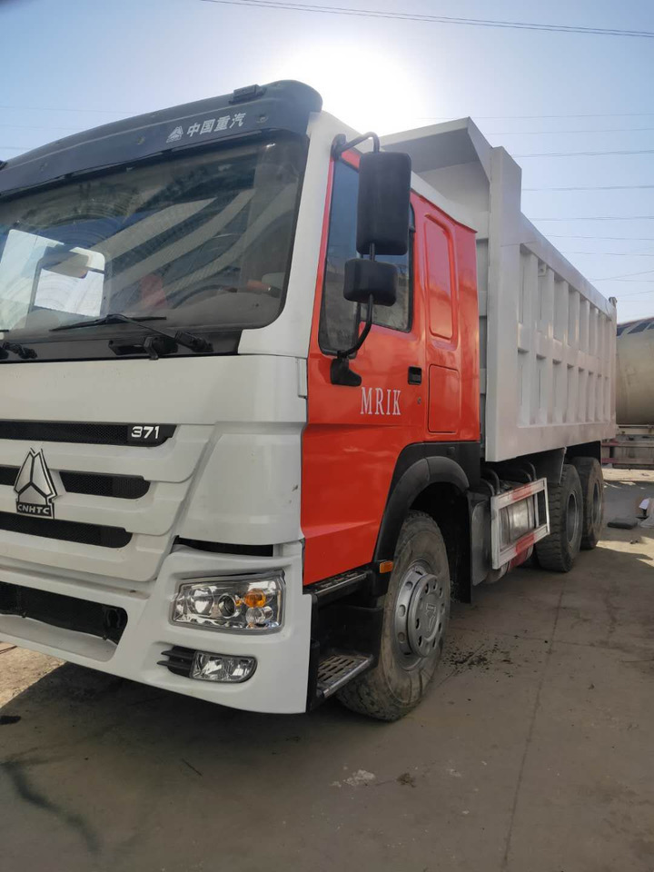 SINOTRUK HOWO - Camion benne: photos 2 SINOTRUK HOWO - Camion benne: photos 2