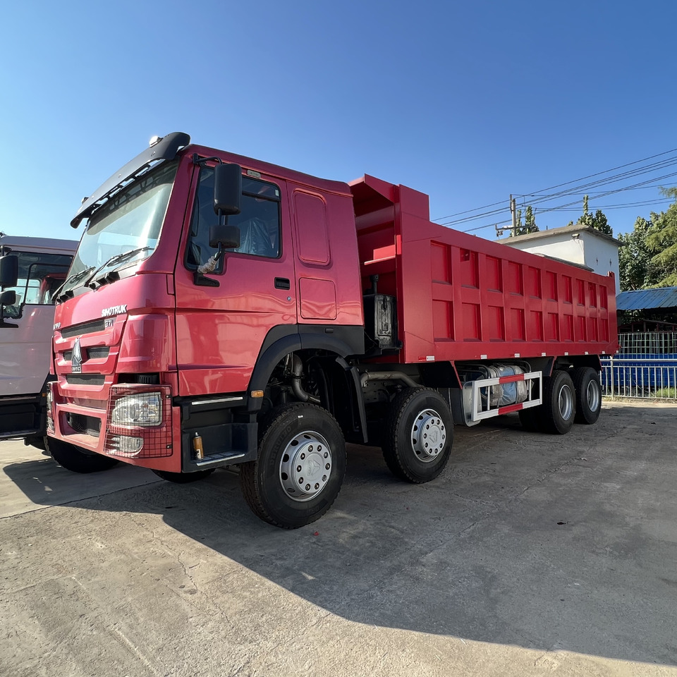 SINOTRUK HOWO - Camion benne: photos 4 SINOTRUK HOWO - Camion benne: photos 4