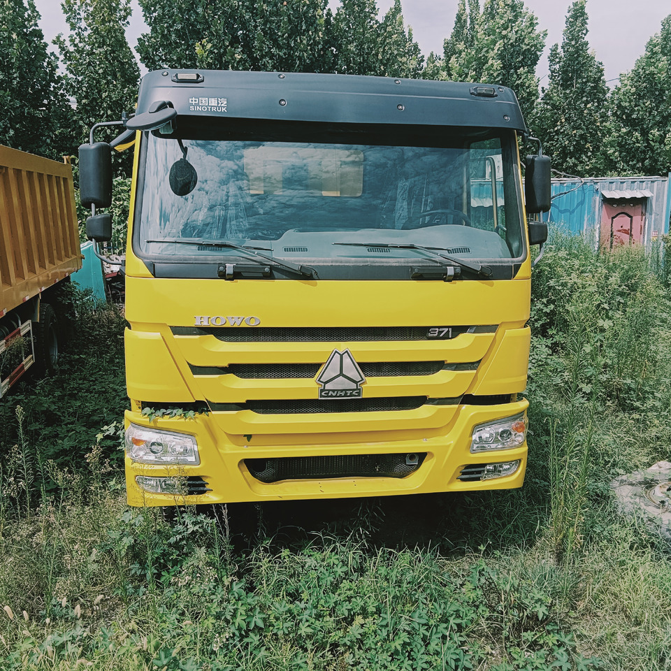 SINOTRUK HOWO - Camion benne: photos 3 SINOTRUK HOWO - Camion benne: photos 3
