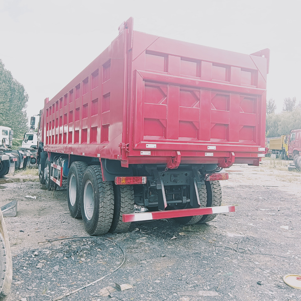 SINOTRUK HOWO - Camion benne: photos 5 SINOTRUK HOWO - Camion benne: photos 5