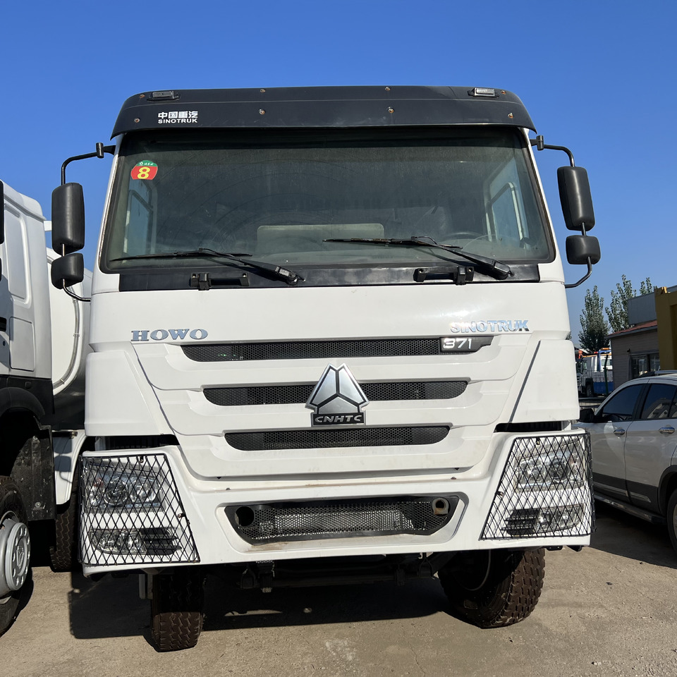 Camion benne pour transport de bois neuf SINOTRUK HOWO: photos 6