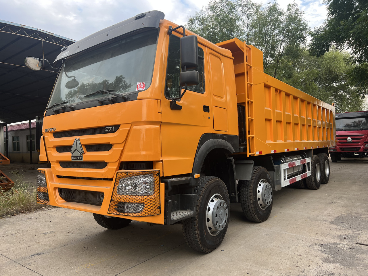 SINOTRUK Howo - Camion benne: photos 2 SINOTRUK Howo - Camion benne: photos 2