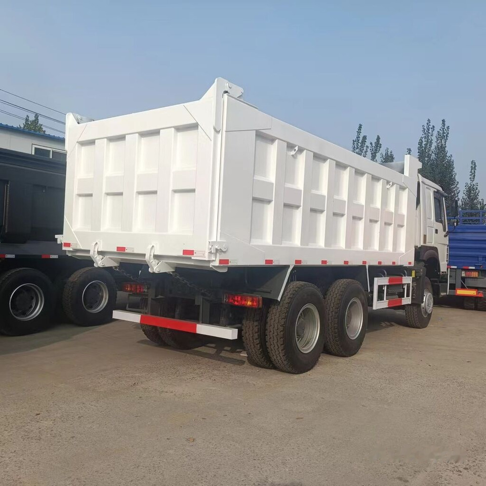 Sinotruk Howo 6*4 - Camion benne: photos 1 Sinotruk Howo 6*4 - Camion benne: photos 1