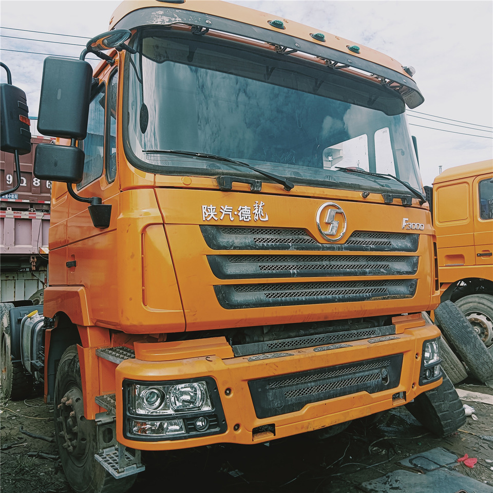 SHACMAN F3000 trailer head - Tracteur routier: photos 2 SHACMAN F3000 trailer head - Tracteur routier: photos 2