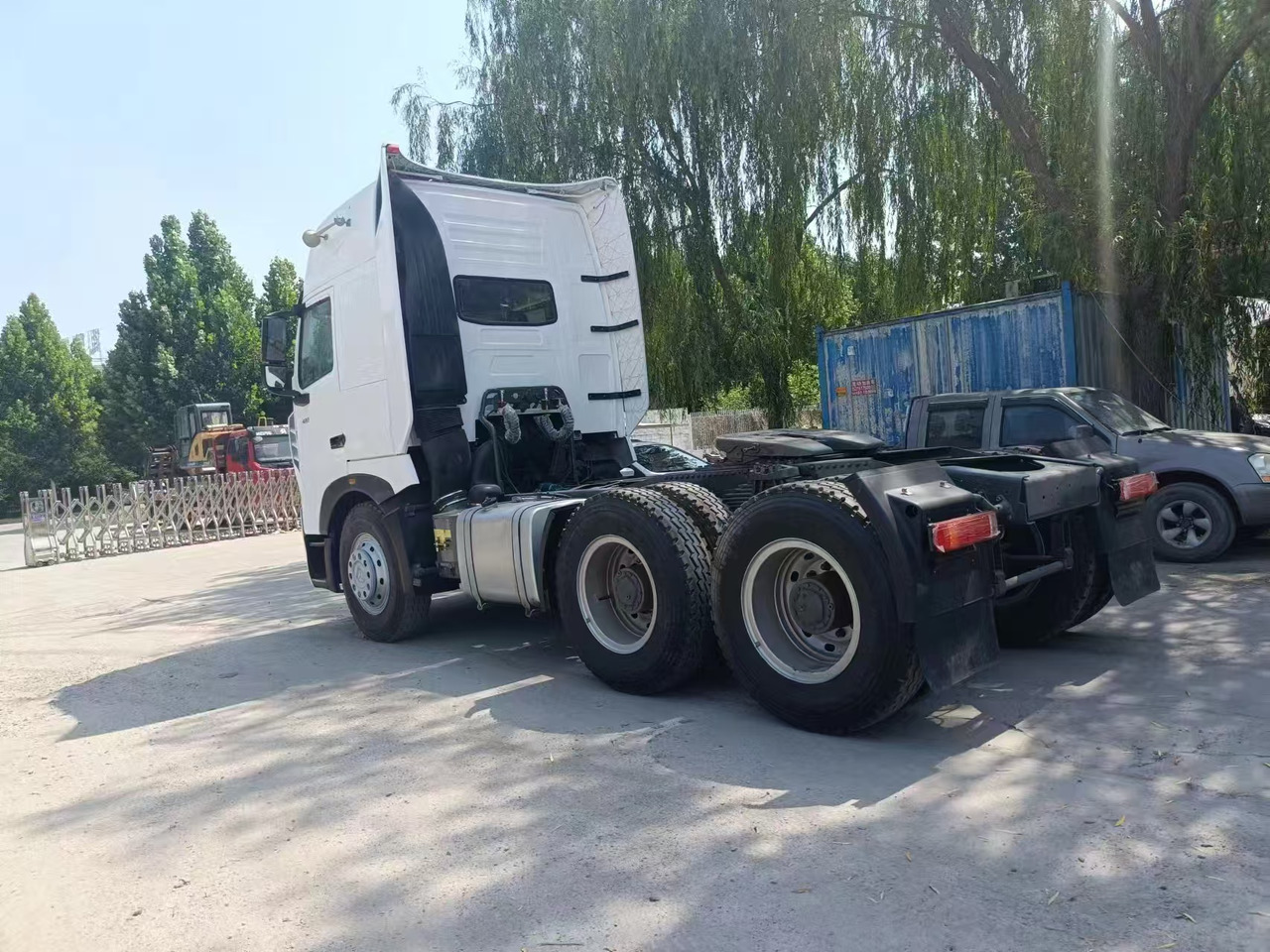 SINOTRUK HOWO A7 en crédit-bail SINOTRUK HOWO A7: photos 6