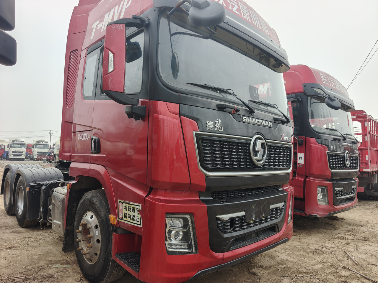 Shacman X5000 - Tracteur routier: photos 1 Shacman X5000 - Tracteur routier: photos 1