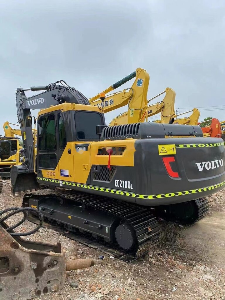 Volvo EC210 - Pelle sur chenille: photos 3 Volvo EC210 - Pelle sur chenille: photos 3