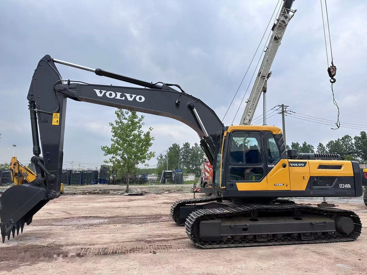 Pelle sur chenille Volvo EC240D: photos 6 Pelle sur chenille Volvo EC240D: photos 6