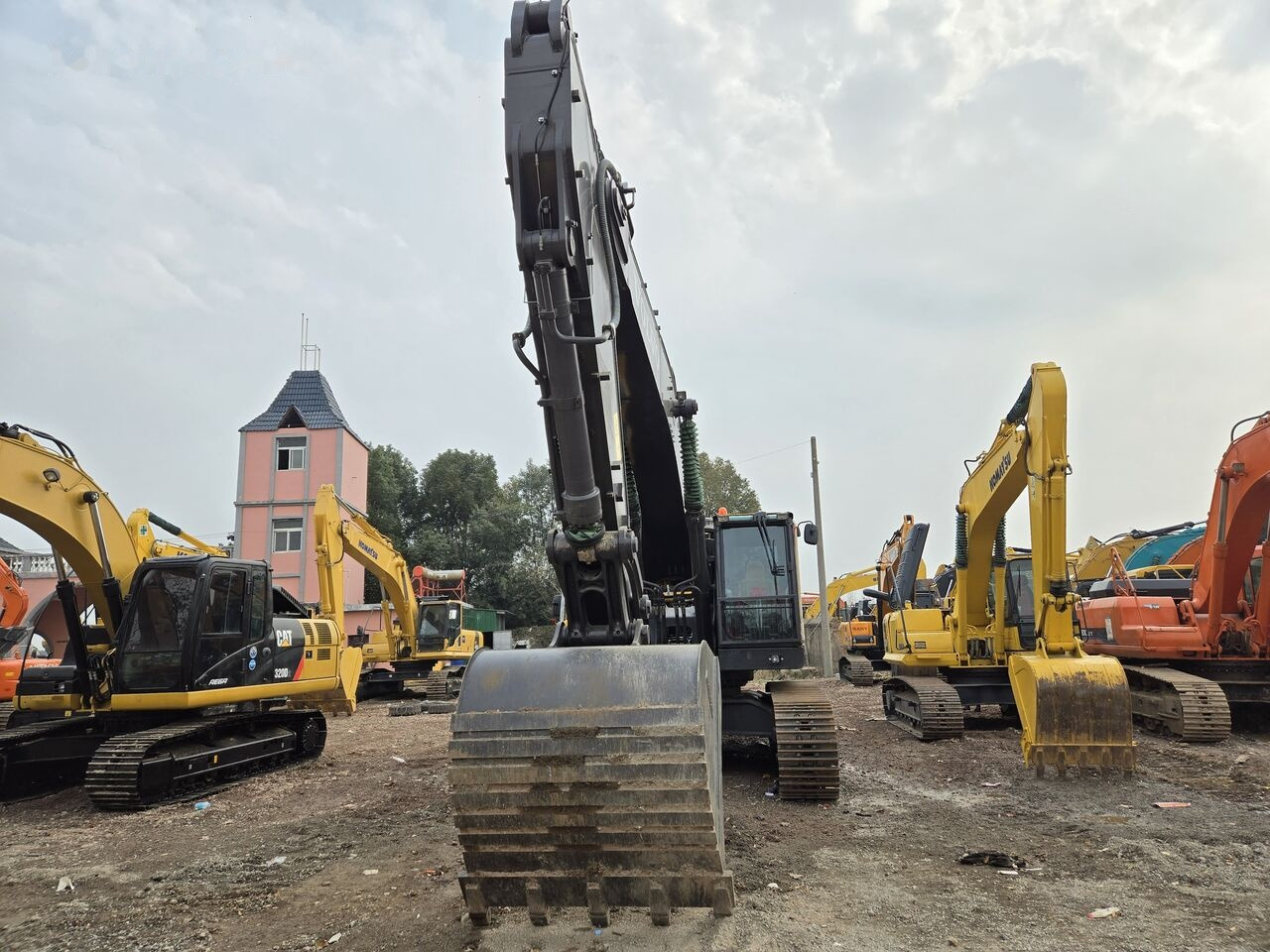 Volvo EC480D - Pelle sur chenille: photos 1 Volvo EC480D - Pelle sur chenille: photos 1