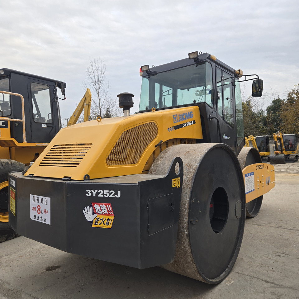 XCMG 3Y252J - Rouleau compresseur: photos 5 XCMG 3Y252J - Rouleau compresseur: photos 5