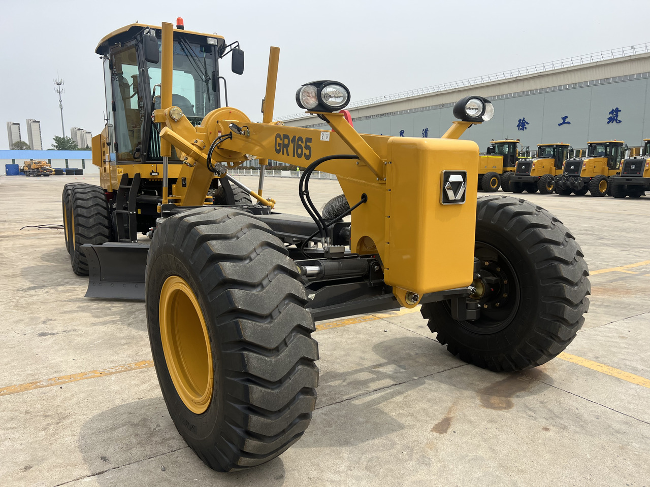 XCMG GR165 - Niveleuse: photos 5 XCMG GR165 - Niveleuse: photos 5