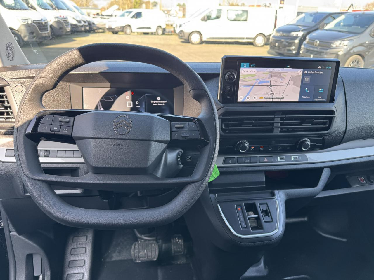Citroen Jumpy 2 PLACES XL 2.0 BLUEHDI 180CH S&S PACK PREMIUM CONNECT EAT8 - Fourgon utilitaire: photos 3 Citroen Jumpy 2 PLACES XL 2.0 BLUEHDI 180CH S&S PACK PREMIUM CONNECT EAT8 - Fourgon utilitaire: photos 3