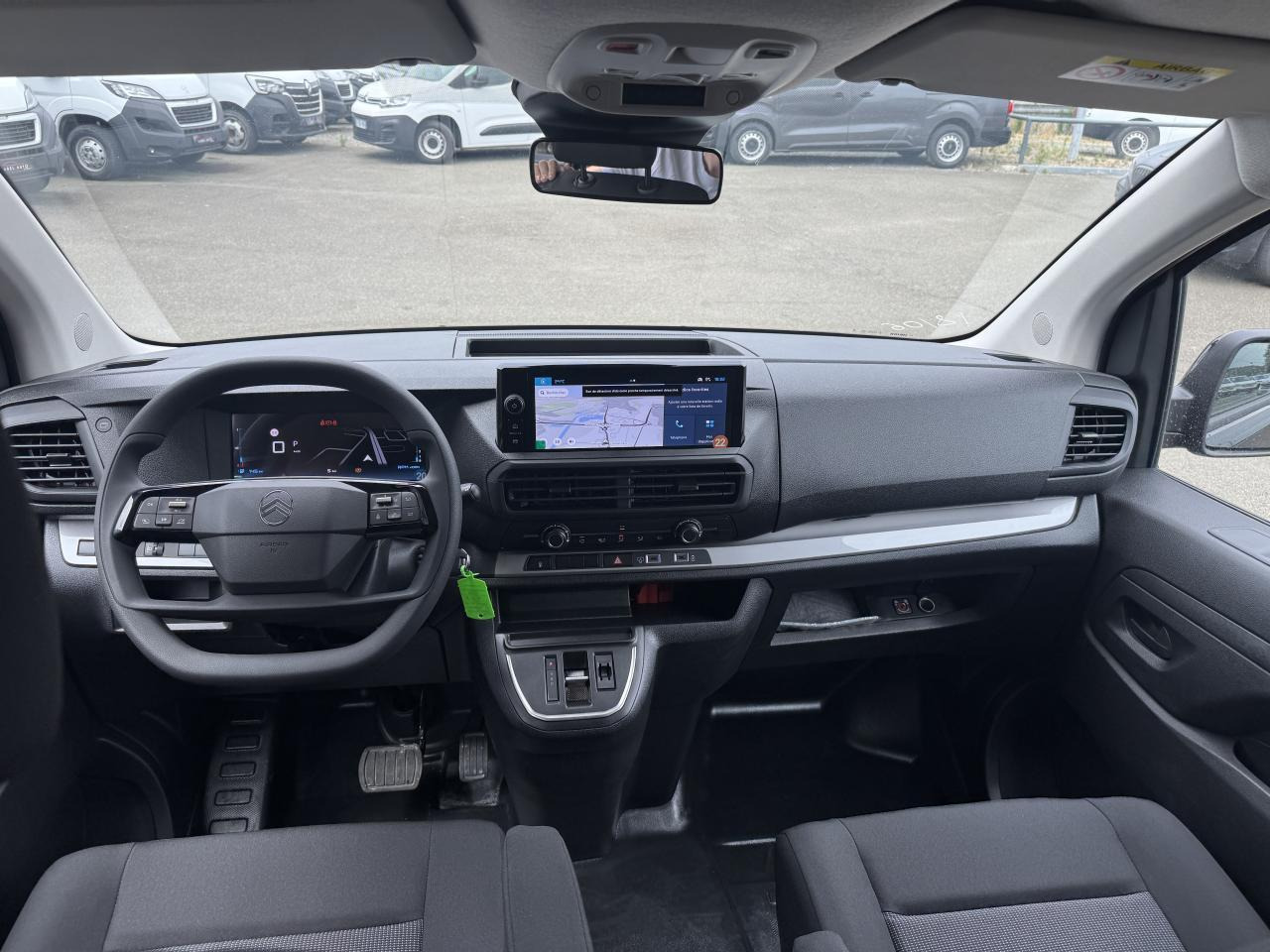 Citroen Jumpy XL 2.0 BLUEHDI 180CH S&S CABINE APPROFONDIE FIXE EAT8 5 PLACES - Fourgon utilitaire: photos 3 Citroen Jumpy XL 2.0 BLUEHDI 180CH S&S CABINE APPROFONDIE FIXE EAT8 5 PLACES - Fourgon utilitaire: photos 3