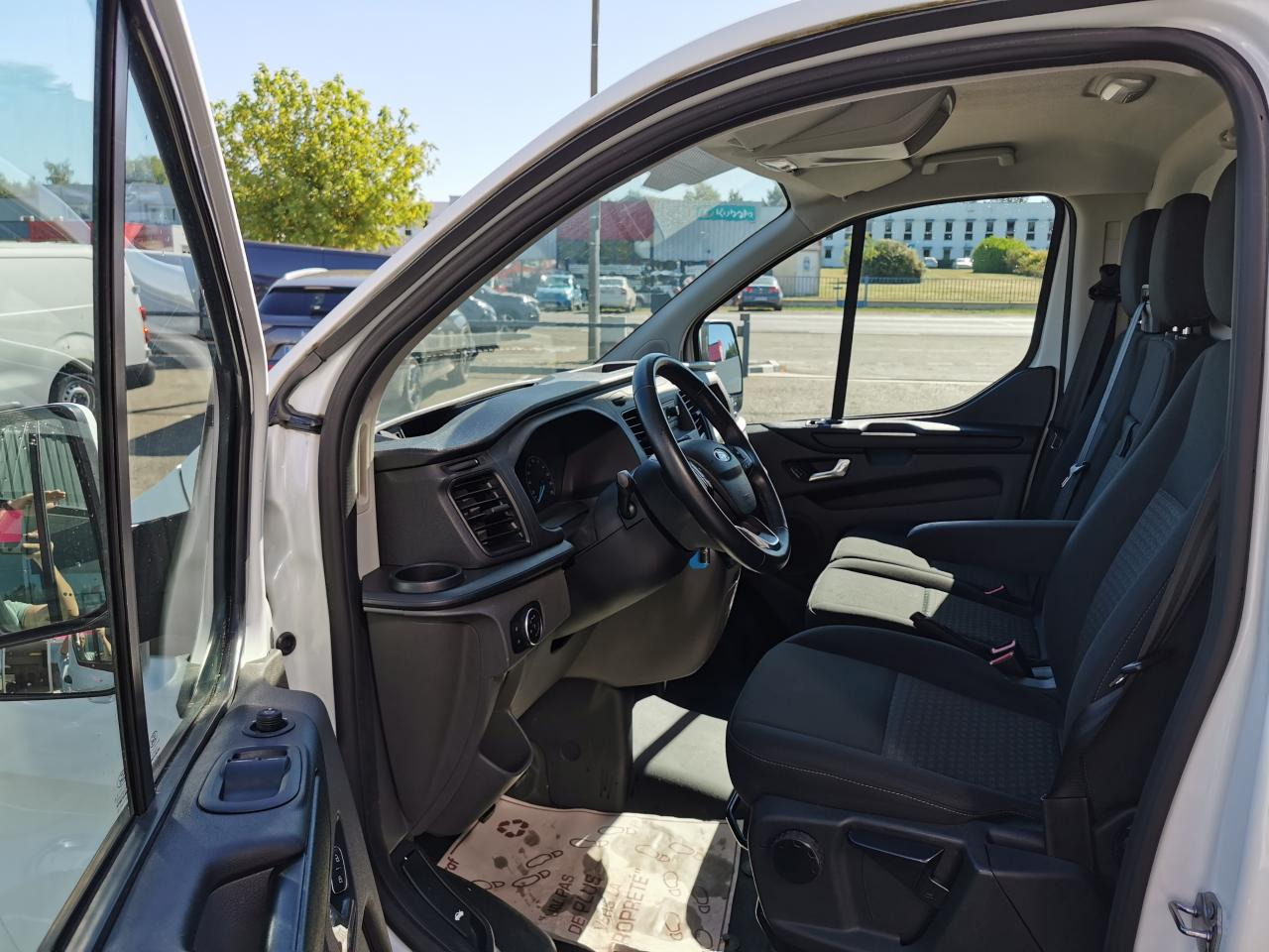 FORD Transit Custom 2.0 EcoBlue mHEV - 130 S&S TRANSIT CUSTOM FOURGON Fourgon 280 L1H1 Trend Business - Fourgon utilitaire: photos 5 FORD Transit Custom 2.0 EcoBlue mHEV - 130 S&S TRANSIT CUSTOM FOURGON Fourgon 280 L1H1 Trend Business - Fourgon utilitaire: photos 5