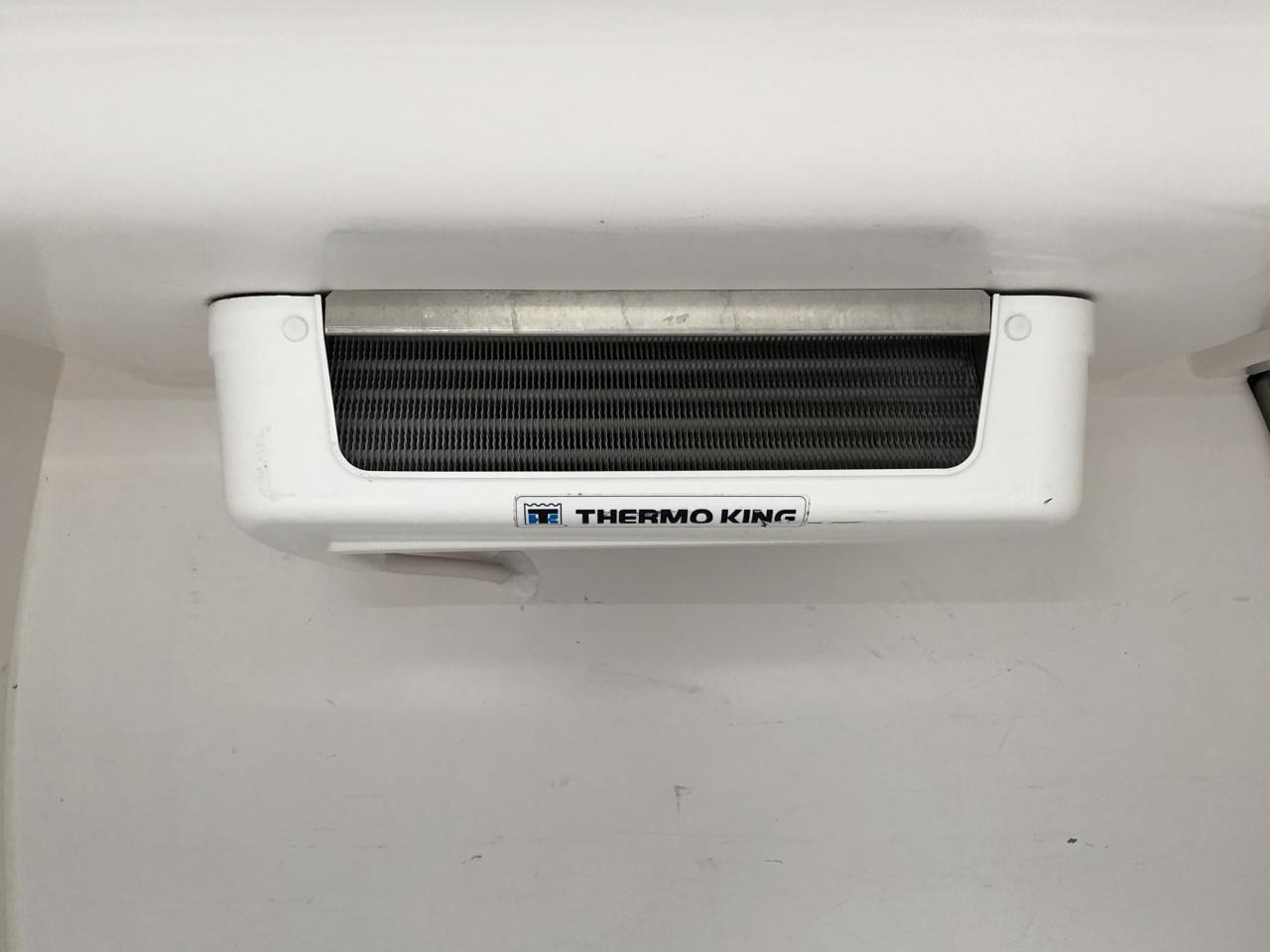 OPEL VIVARO 2.0 D 145CH FRIGORIFIQUE POSITIF THERMOKING - Utilitaire frigorifique: photos 3 OPEL VIVARO 2.0 D 145CH FRIGORIFIQUE POSITIF THERMOKING - Utilitaire frigorifique: photos 3