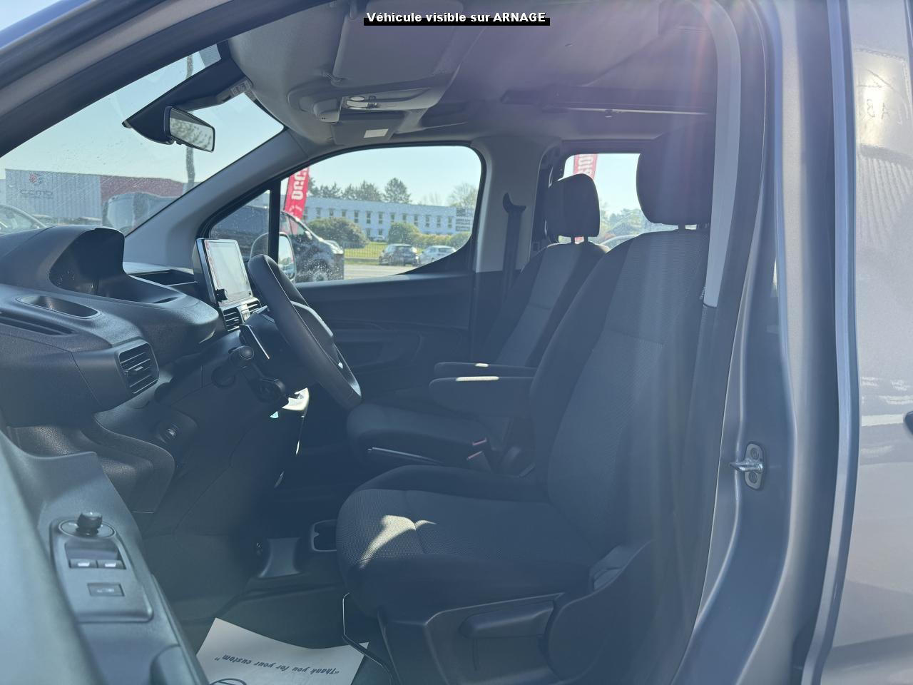 PEUGEOT Partner XL 1.5 BlueHDi S&S - 100 III CABINE APPROFONDIE Cabine approfondie XL PHASE 2 - Fourgon utilitaire: photos 4 PEUGEOT Partner XL 1.5 BlueHDi S&S - 100 III CABINE APPROFONDIE Cabine approfondie XL PHASE 2 - Fourgon utilitaire: photos 4