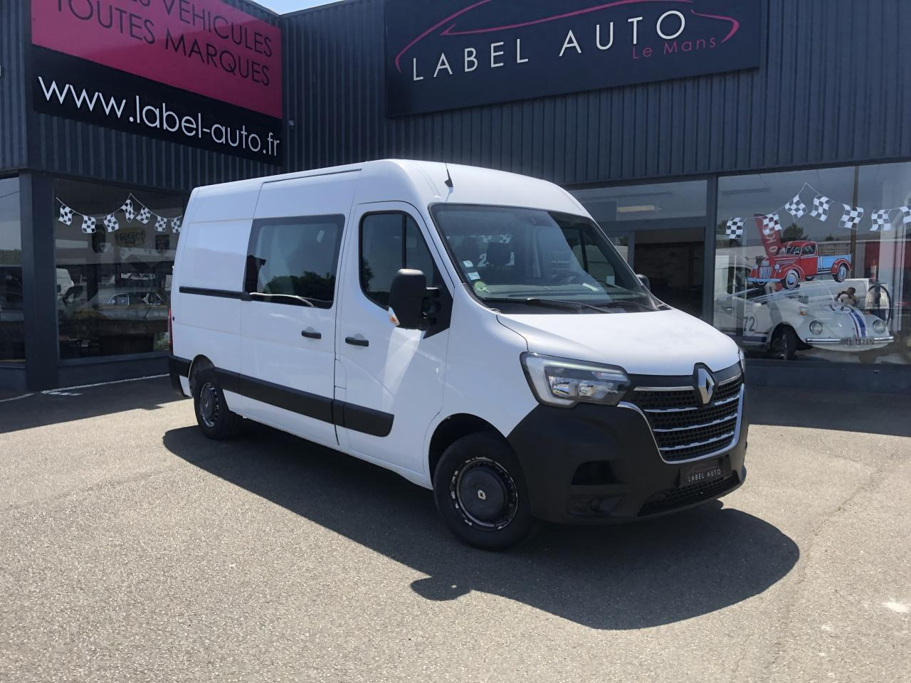 RENAULT master F3300 L2H2 2.3 DCI 135CH CABINE APPROFONDIE CONFORT 7 PLACES - Fourgon utilitaire: photos 1 RENAULT master F3300 L2H2 2.3 DCI 135CH CABINE APPROFONDIE CONFORT 7 PLACES - Fourgon utilitaire: photos 1