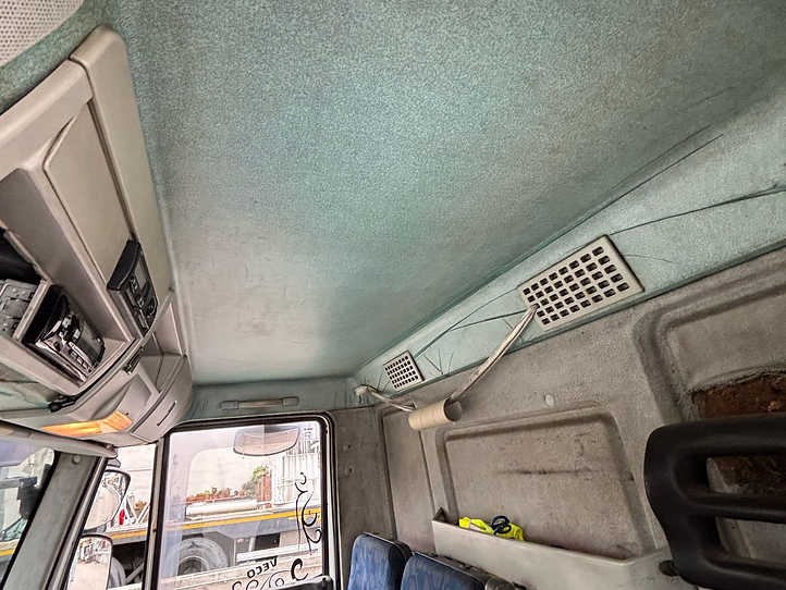 Iveco EUROCARGO 180E25 CASSONE FISSO - Camion plateau: photos 5 Iveco EUROCARGO 180E25 CASSONE FISSO - Camion plateau: photos 5